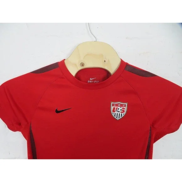 United States Soccer Jersey Womens Med Red Nike Training Top USA National Team - Picture 2 of 10